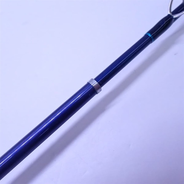 帆影３０－２１０